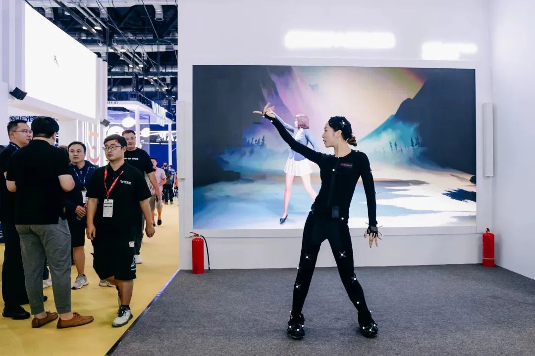 “AI+智能显示”引领未来 环亚集团新品InfoComm展大放异彩