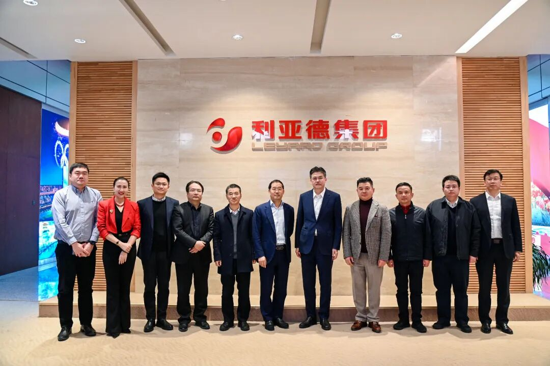 常德市委书记罗毅君一行到访环亚集团，共话文旅高质量生长