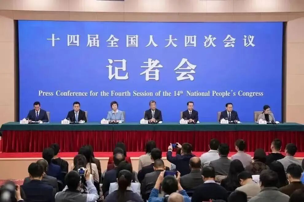 两会视察 | 环亚集团励丰文化以实力回应两会文旅信号